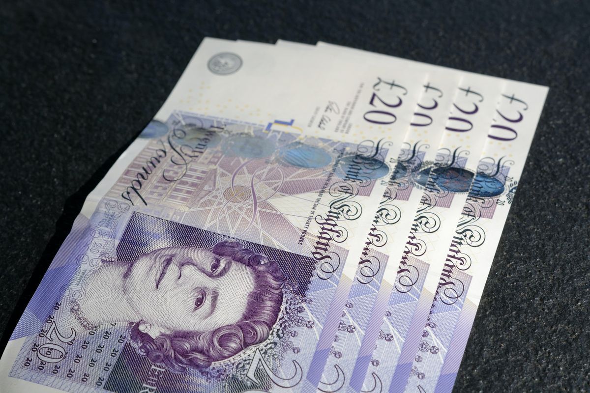 Analisis GBP/USD Temui Dukungan Kunci di 1.35 Meski Perdagangan Akhir Tahun Lesu - Data Pasar 2025-12-30