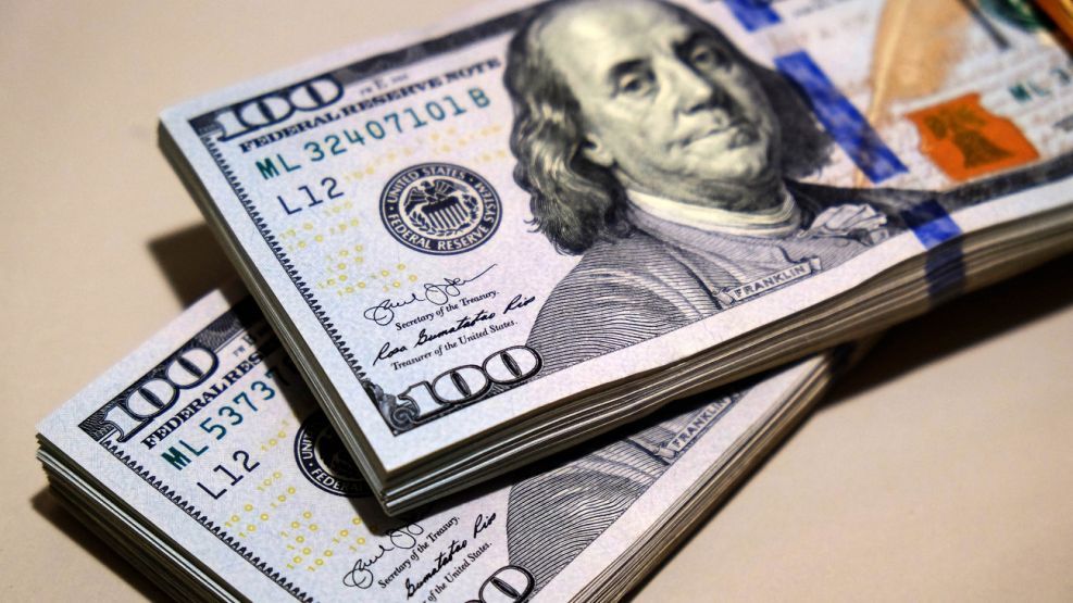 Analisis Menjelang Pidato Trump, Dolar Tekan Euro & Franc - Data Pasar 2026-01-21