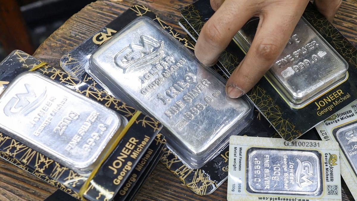 Analisis Perak Terkoreksi Jelang Data NFP AS - Data Pasar 2026-01-09