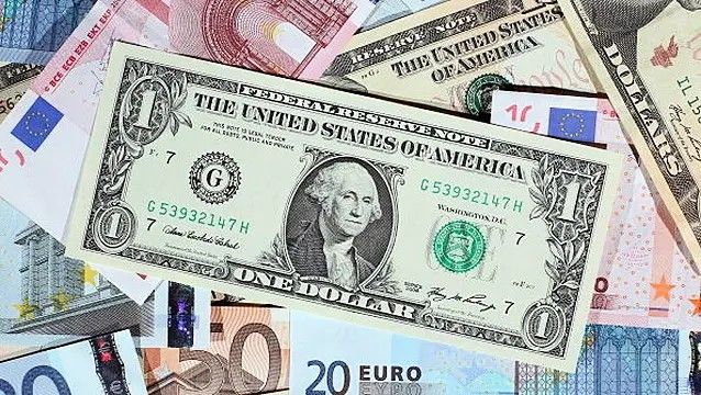 Analisis Dolar AS Bertahan Jelang CPI, Saham Tertekan Kekhawatiran AI - Data Pasar 2026-02-13