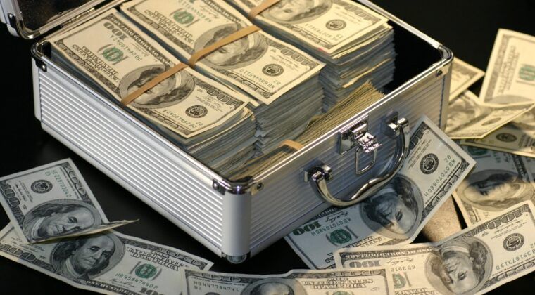Analisis Dolar Stabil Setelah Turun Tajam Kemarin, Ini Penyebabnya! - Data Pasar 2026-05-19