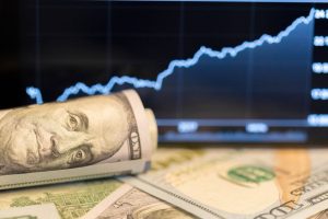 Kenapa Dolar Tiba-tiba Menguat Lagi?