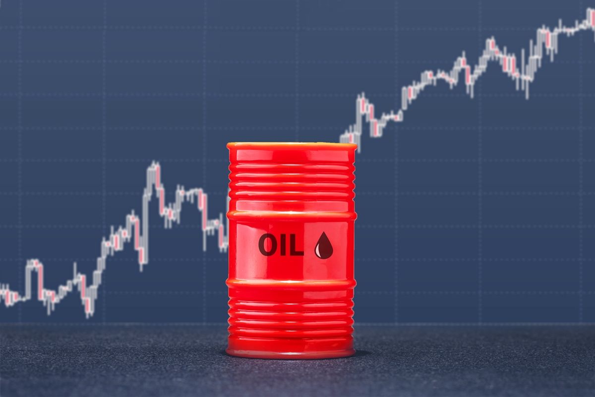 Analisis Minyak AS Tembus US$84, Kebuntuan Hormuz Kembali Dorong Harga - Data Pasar 2026-08-11